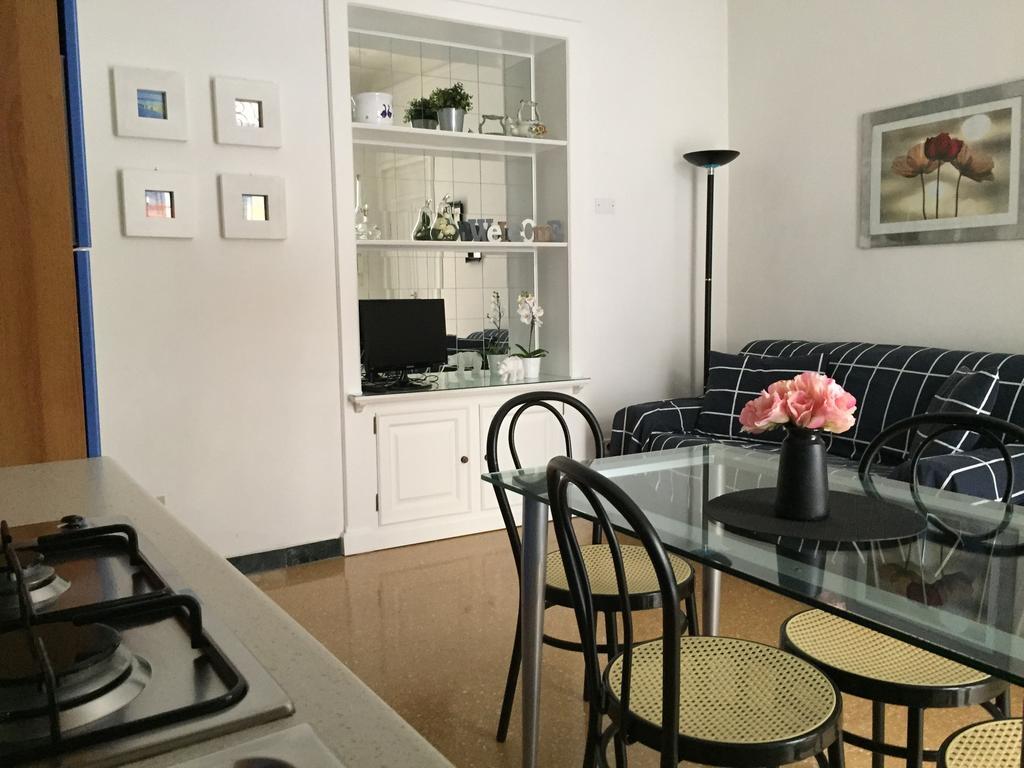 Temporary House Oberdan Apartment Bologna Bagian luar foto