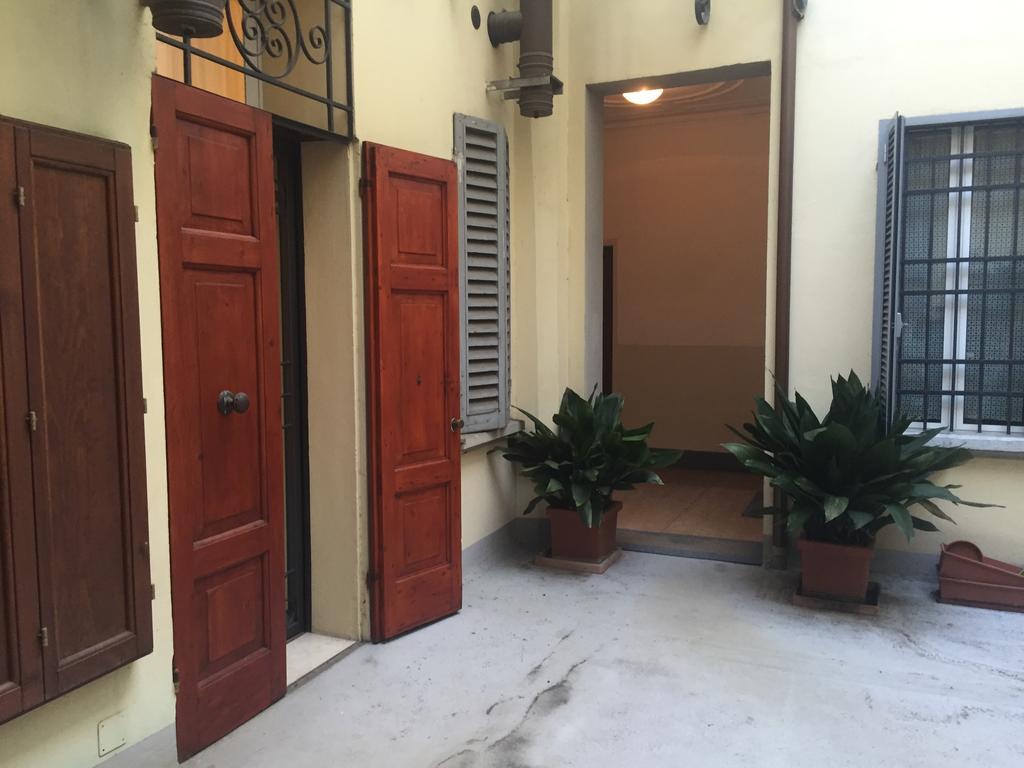 Temporary House Oberdan Apartment Bologna Bagian luar foto