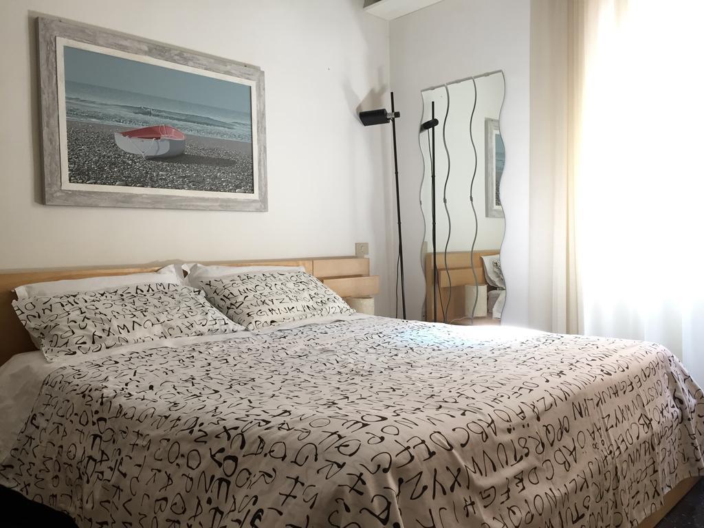 Temporary House Oberdan Apartment Bologna Bagian luar foto