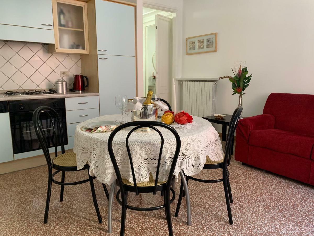 Temporary House Oberdan Apartment Bologna Bagian luar foto
